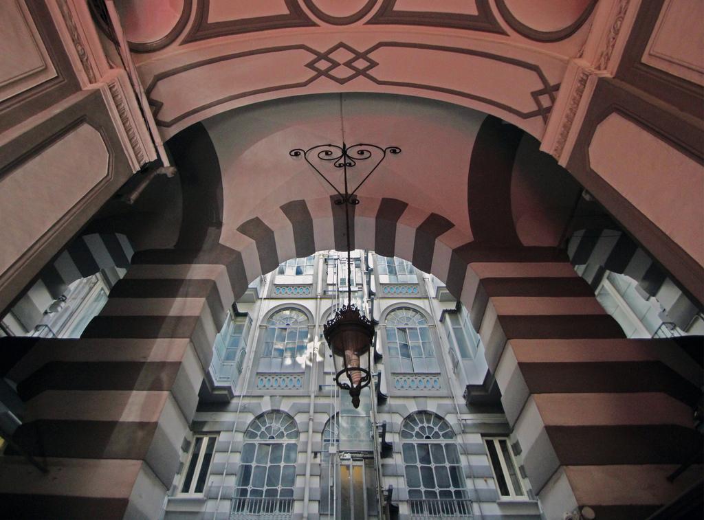 Casa Dante - Historic Apartment In The Perfect Naples Location Nápoles Exterior foto