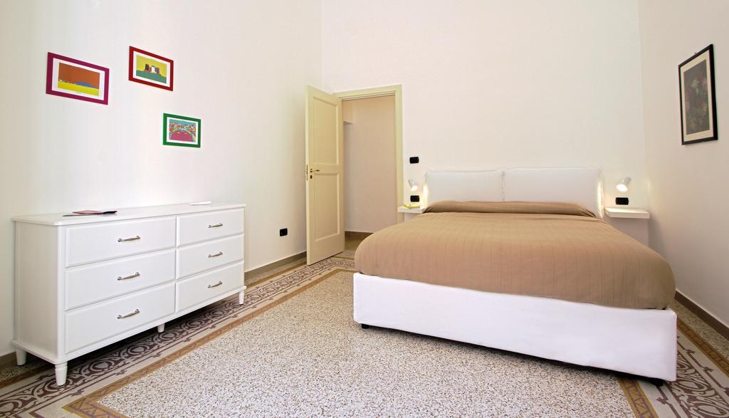Casa Dante - Historic Apartment In The Perfect Naples Location Nápoles Exterior foto